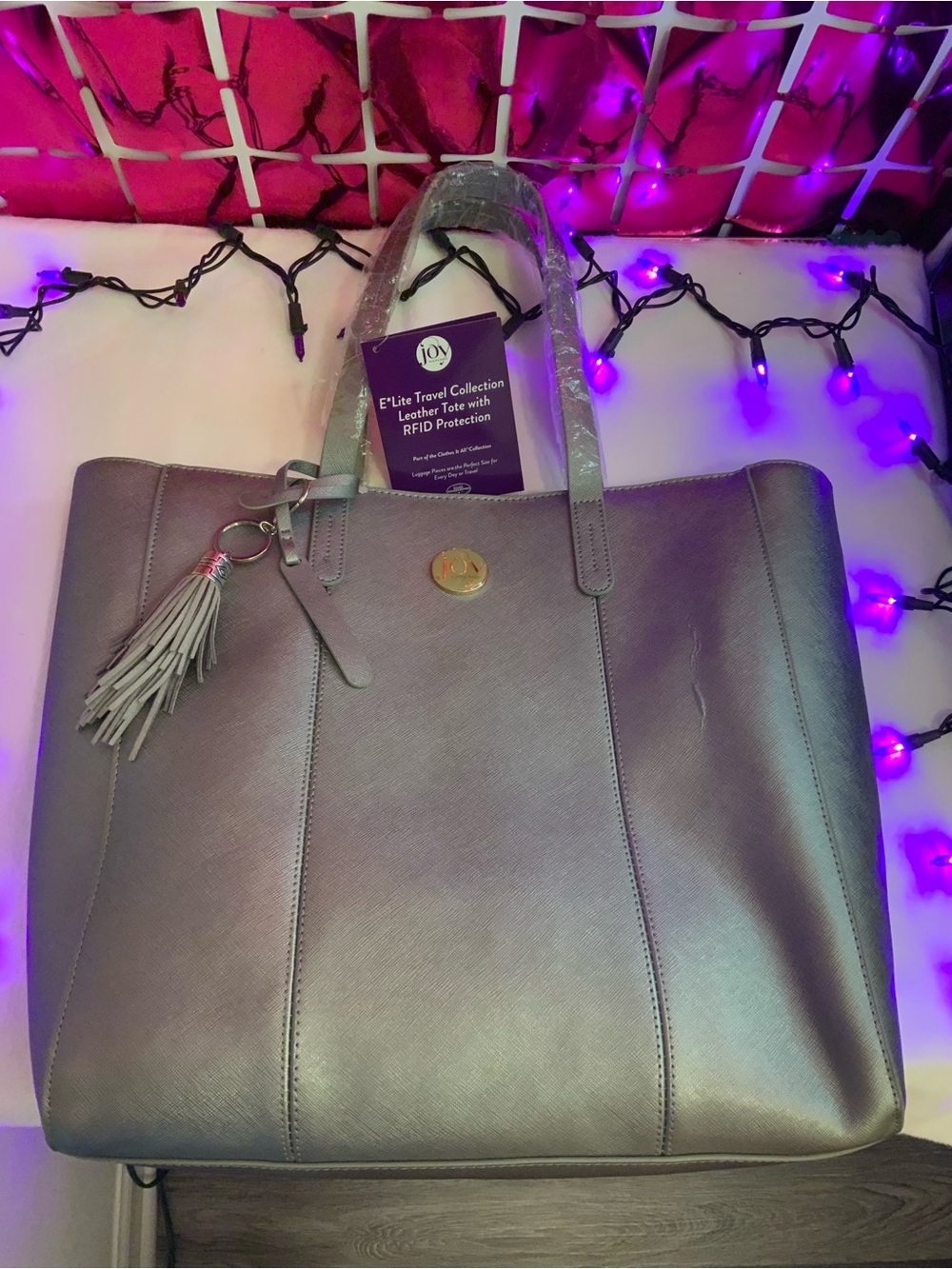 E-Lite Travel Collection Metallic Gray Leather Tote with Tassel Joy Mangano Bin2